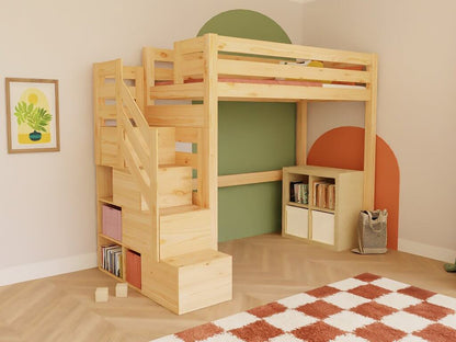 Holz Hochbett mit Stufenregal 90x200 cm in einem kreativen Kinderzimmer-Design.