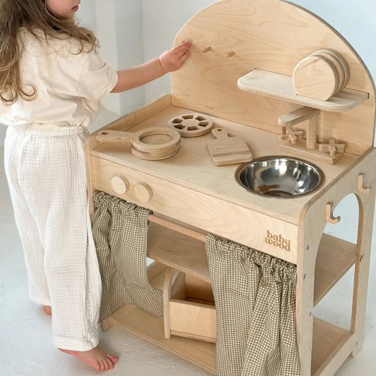 Houten kinderkeuken