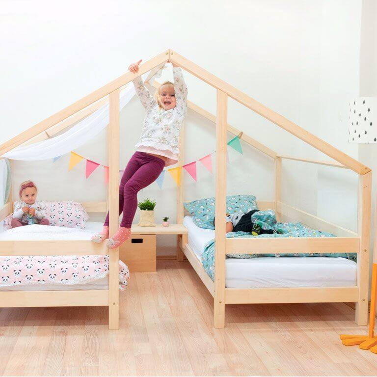 Hausbett TWIN für Zwillinge, versch. Maße & Farben – Kinder spielen und schlafen gemeinsam.