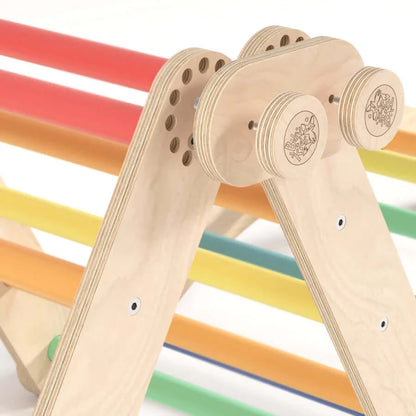 Speeltoestel "M" voor kinderen, diverse kleuren