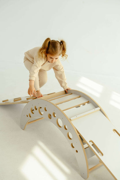 Houten schommelstoel "Moon" voor kinderen, verschillende maten en kleuren
