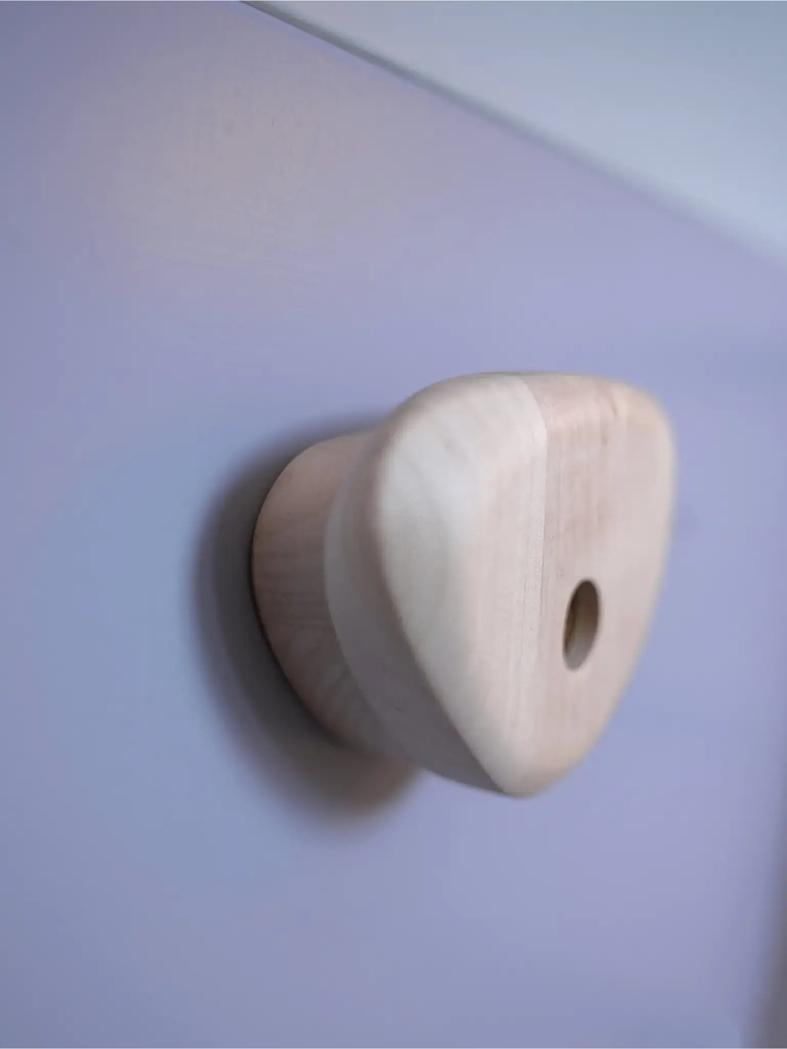 Kletterwand Klimby "Kletterkönig" Holzgriff für Kinder Indoor Spielplatz und Boulderwand.