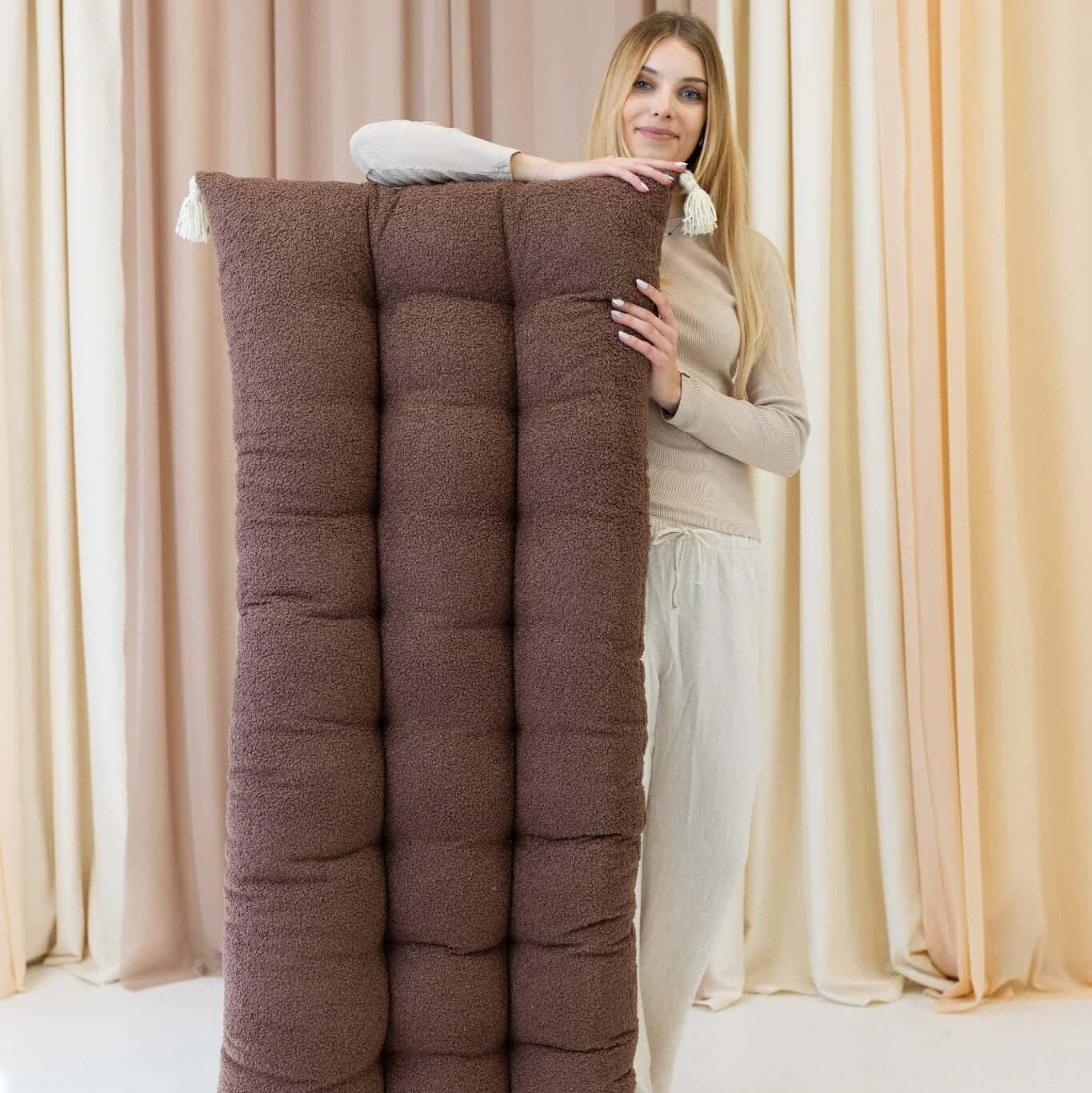 BEPERKTE OPLAGE Bouclé kussens voor houten schommelstoel, diverse kleuren en maten
