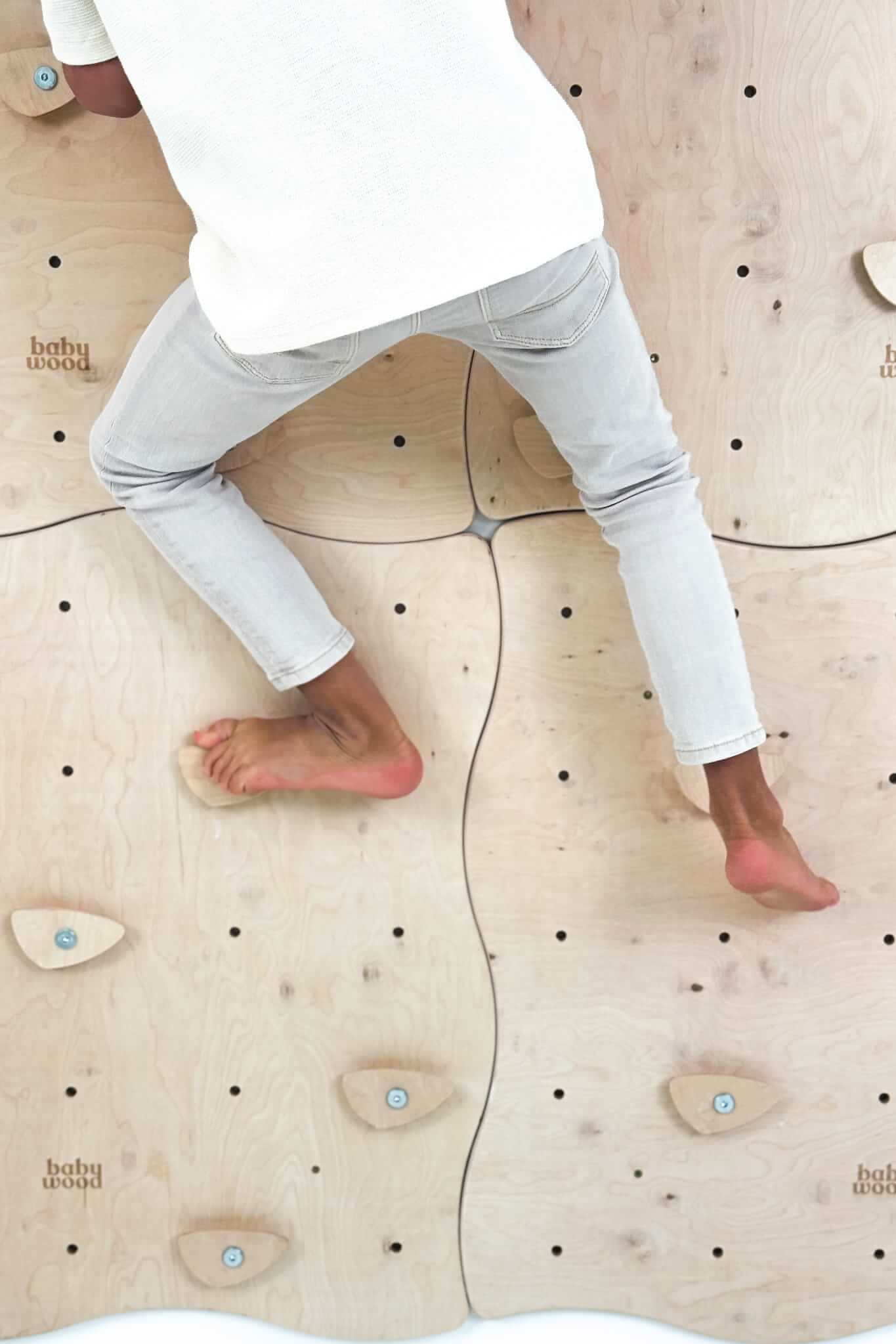 Modulaire klimwand voor kinderen