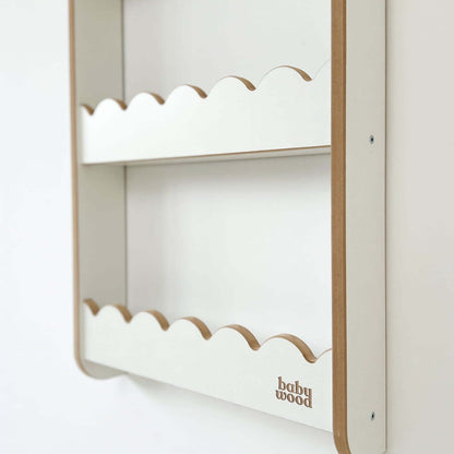 Wandregal für Bücher "Welle", versch. Größen und Farben in geschwungener Wellenform für das Kinderzimmer.