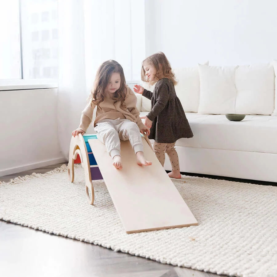 Montessori klimboog kleurrijk met glijbaan/ladder