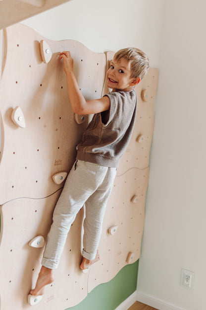 Modulaire klimwand voor kinderen
