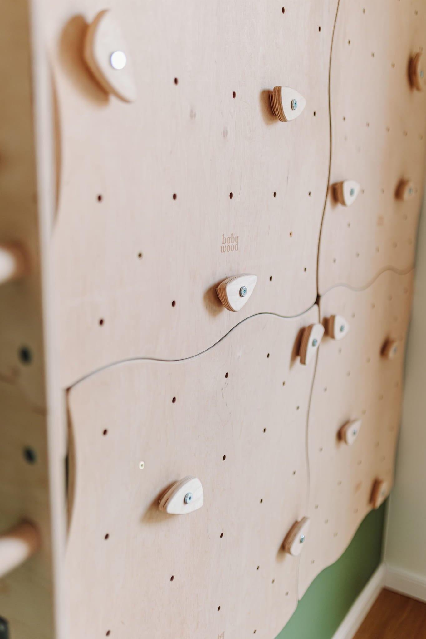 Modulaire klimwand voor kinderen