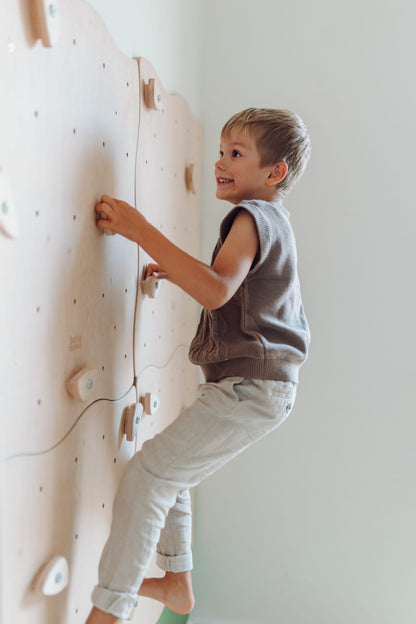 Modulaire klimwand voor kinderen