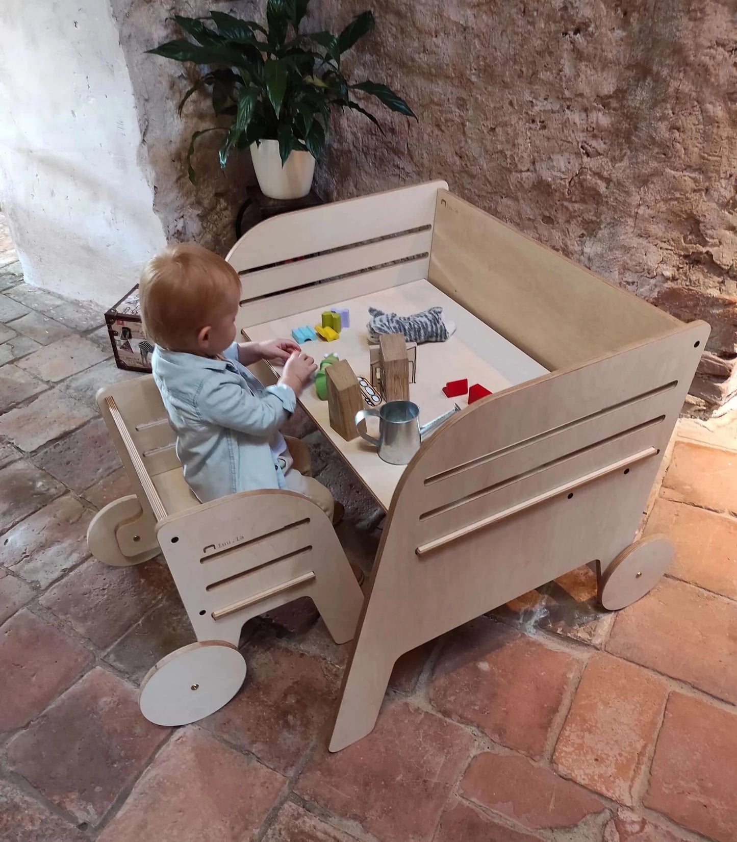 Montessori Bureau &amp; Stoel Set "Rad"